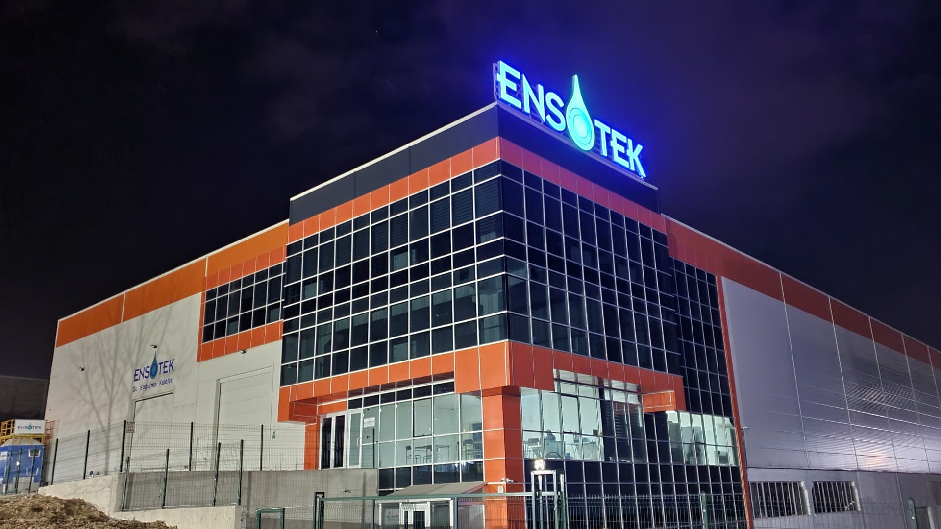 Industrial cooling tower solutions